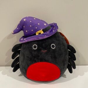 Squishmallow Bella the Spider with witch Hat 8” Halloween 2022 NWT